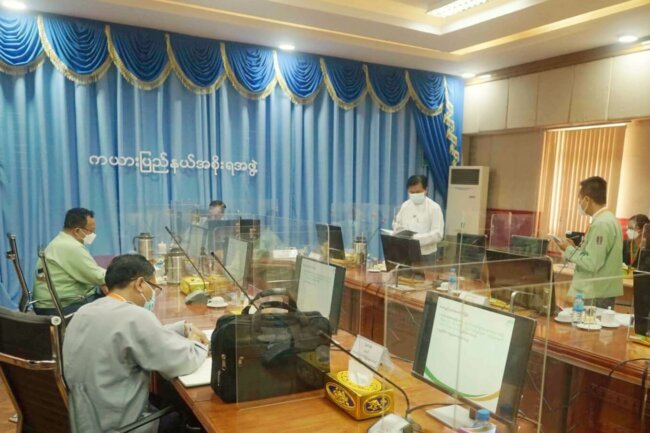 IMG-efc1ee9053bdebf3f05a6a696fe7449b-V-01